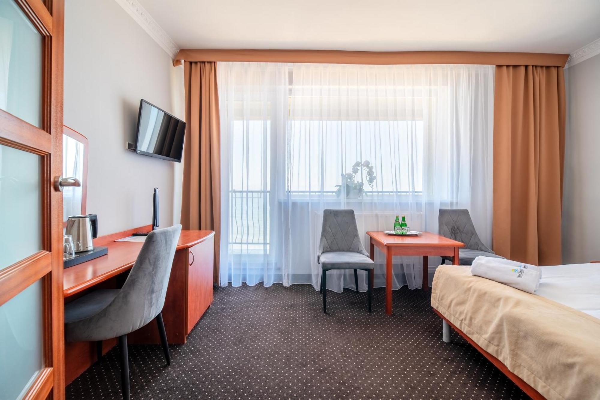 Hotel Wodnik Twoj Hotel Z Widokiem Na Morze Устроне-Морске Экстерьер фото